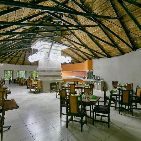 Cresta Marang Gardens Hotel Francistown Exterior foto