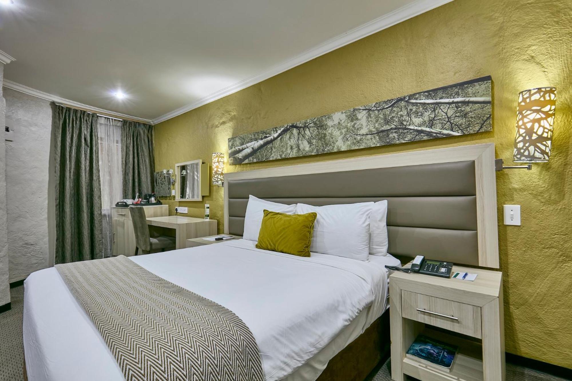 Cresta Marang Gardens Hotel Francistown Exterior foto
